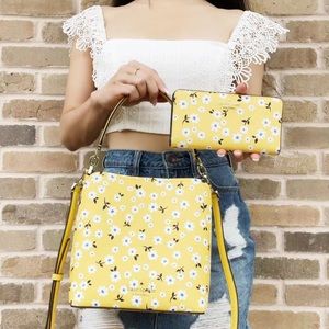 BundleπKate Spade Darcy Floral Bucket Bag/Wallet